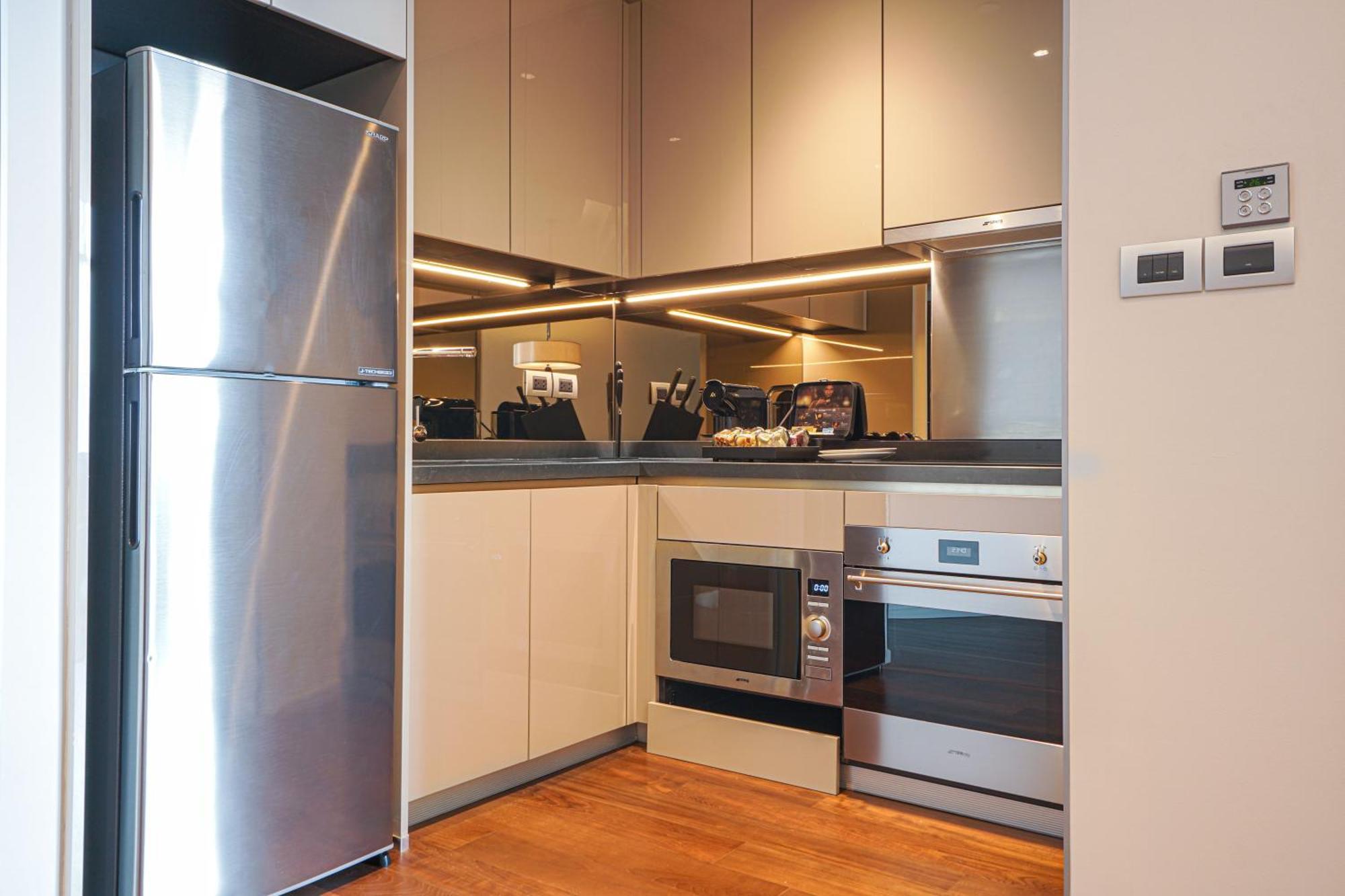 Chatrium Grand Bangkok Ngoại thất bức ảnh A modern kitchen