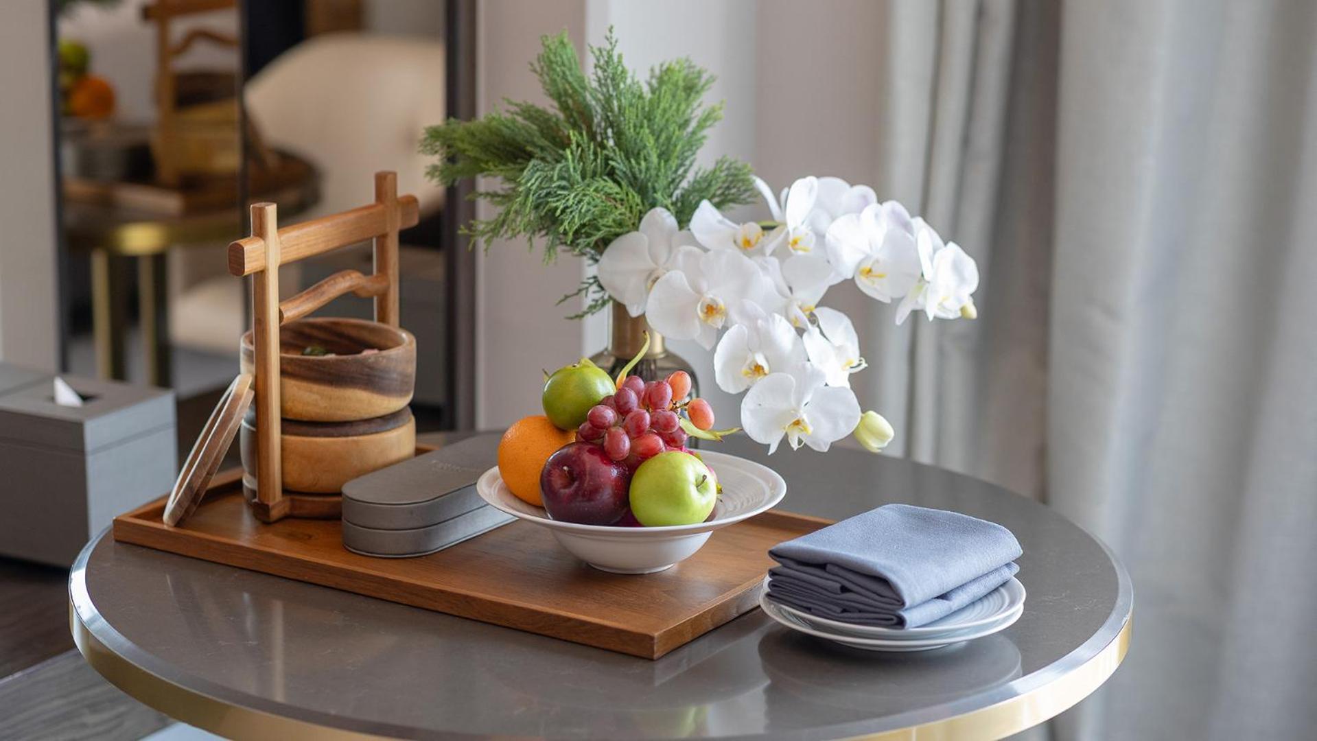 Chatrium Grand Bangkok Ngoại thất bức ảnh Fruit platter