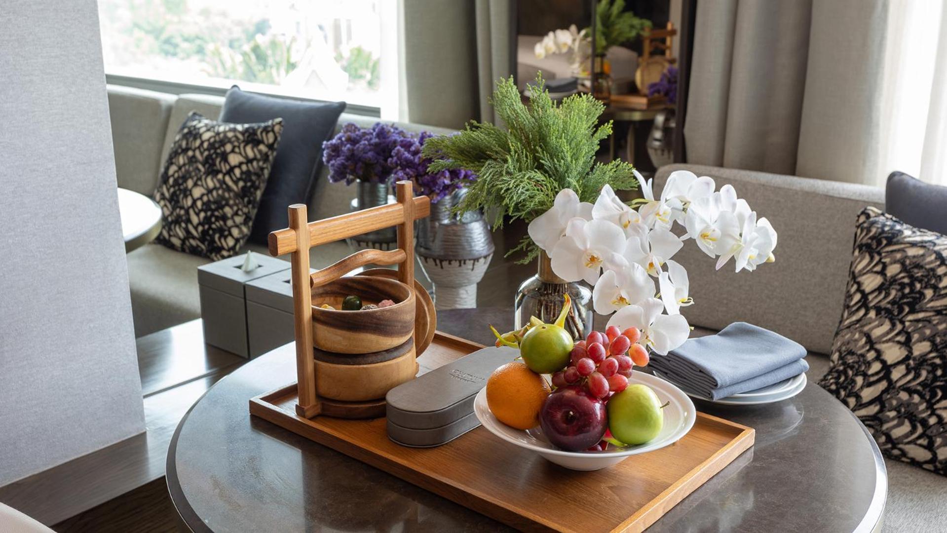 Chatrium Grand Bangkok Ngoại thất bức ảnh Fruit tray